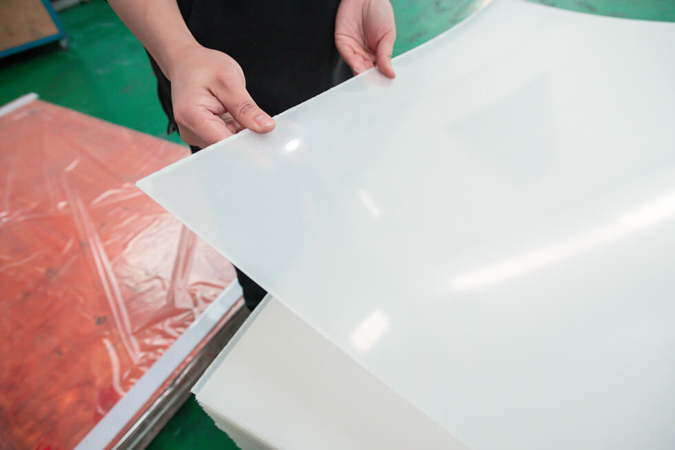 372 Transparent A plate